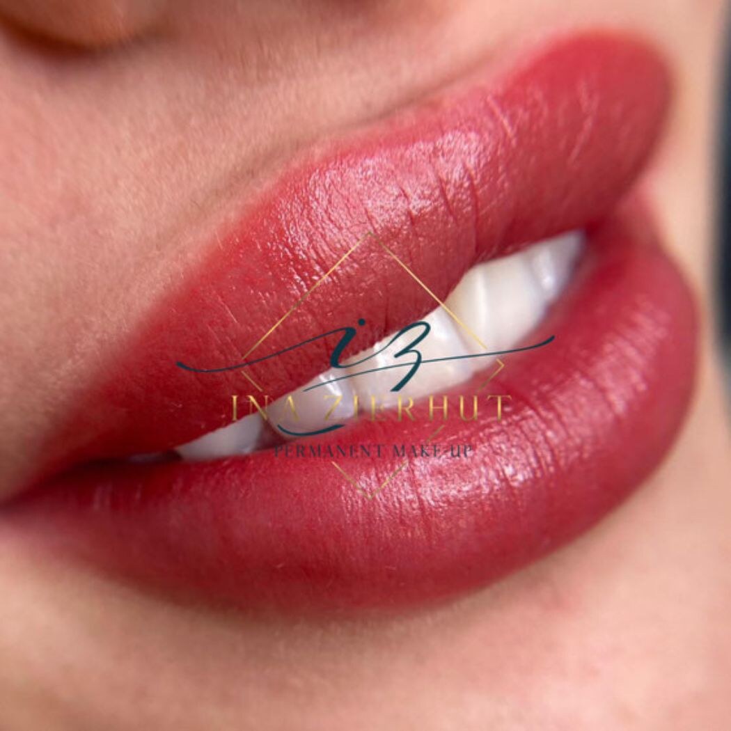 Lippen Permanent Make-Up bei Aesthetik by Ina Zierhut