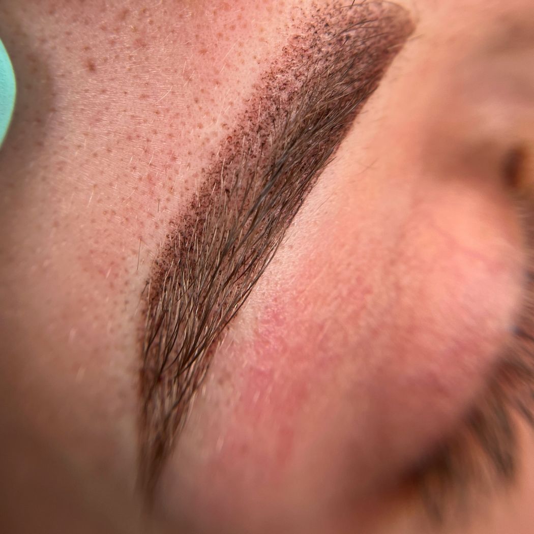 Augenbrauen Permanent Make-Up bei Aesthetik by Ina Zierhut