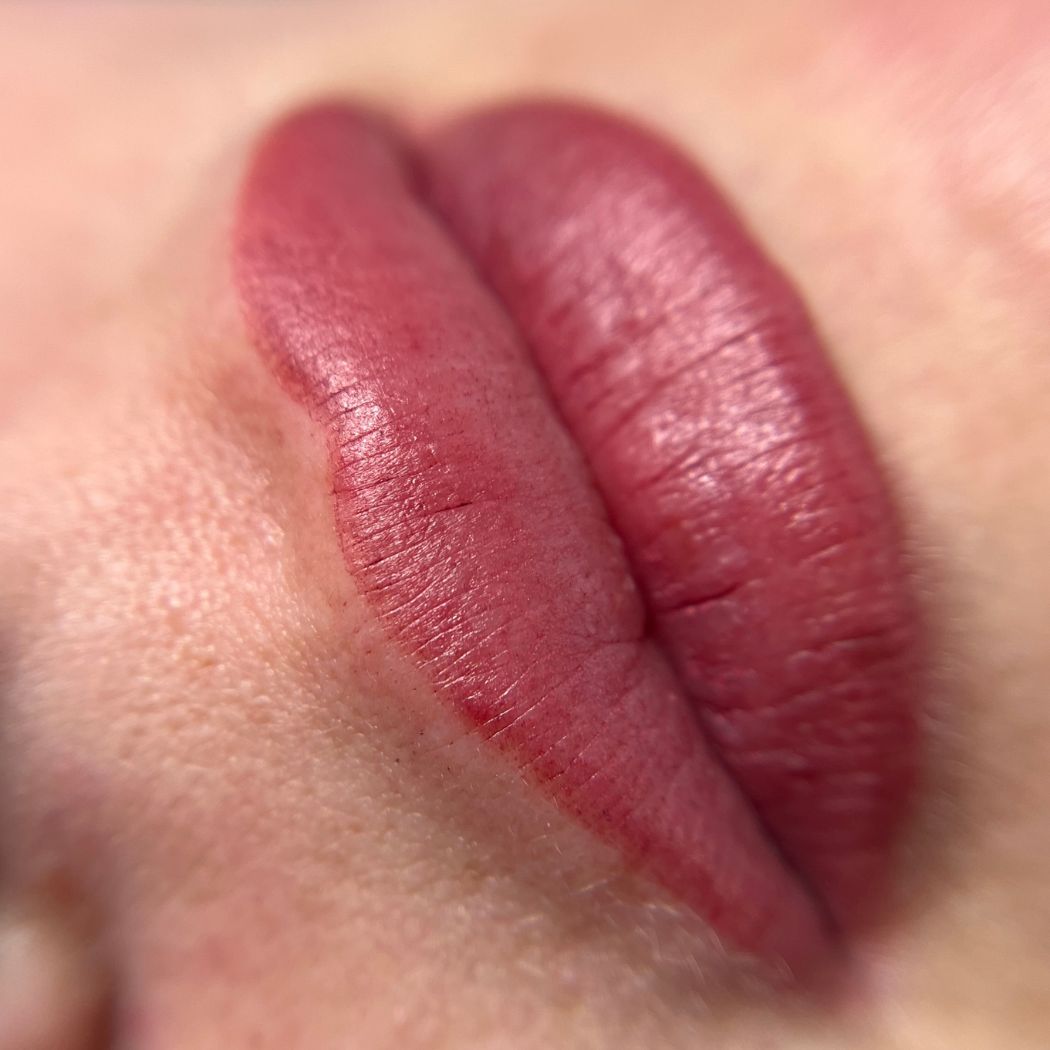 Lippen Permanent Make-Up bei Aesthetik by Ina Zierhut
